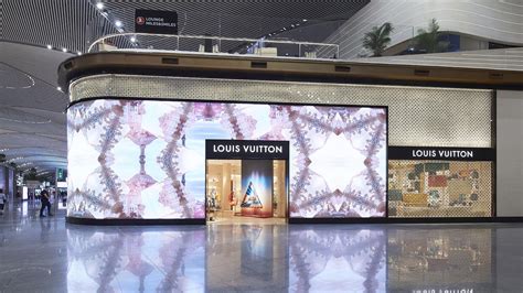 louis vuitton istanbul havalimani.